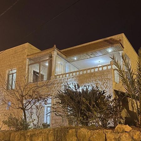 Mountains View Apartment Wadi Musa Bagian luar foto